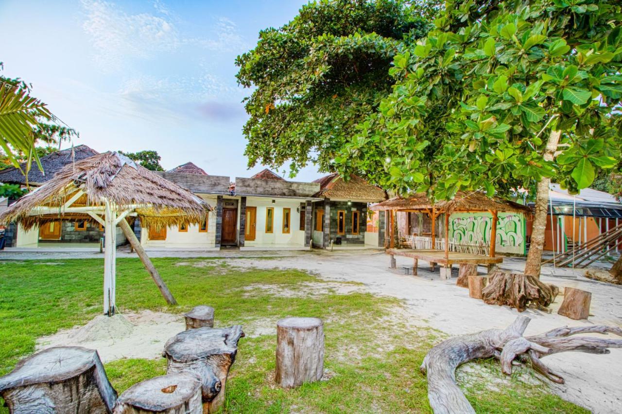 Guerilla Dive Lodge Pulau Pari Jakarta Luaran gambar