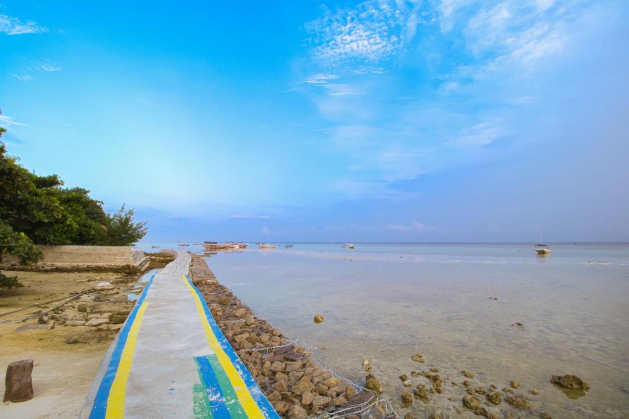 Guerilla Dive Lodge Pulau Pari Jakarta Luaran gambar
